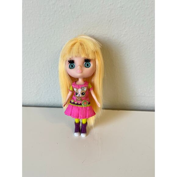 Littlest Pet Shop LPS Blythe Doll #B15 Blonde in Pink Dress - Picture 1 of 3